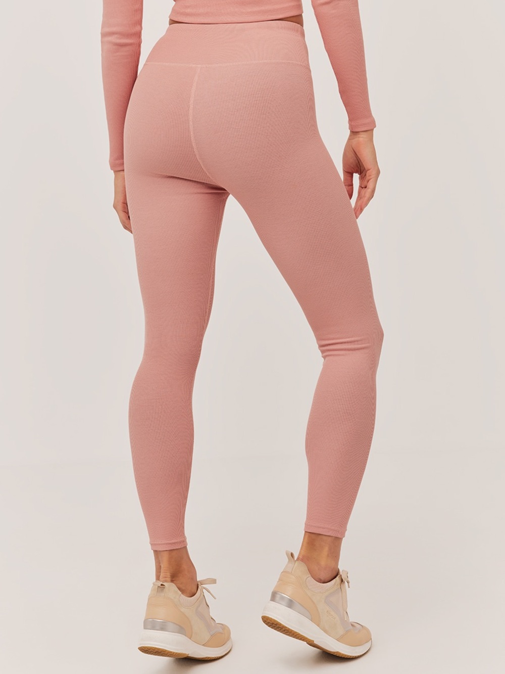 โผ๏ธEUC: Pact Organic Ribbed Pink Sand High Waisted Leggings - M - Picture 3 of 7